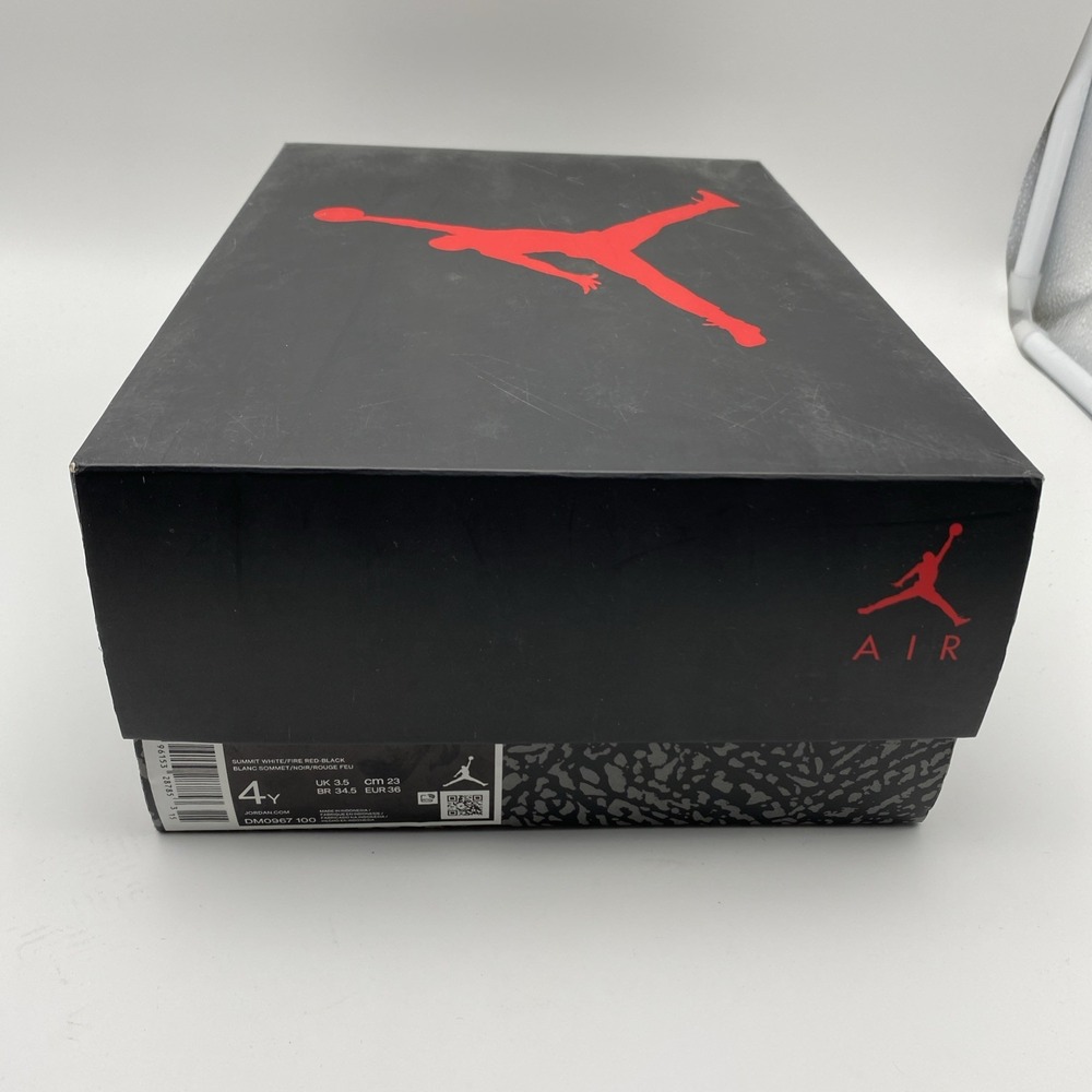 Jordan 3 Retro White Cement Reimagined GS Size 4y DM0967-100 Mens Kids Sneaker - Picture 8 of 8